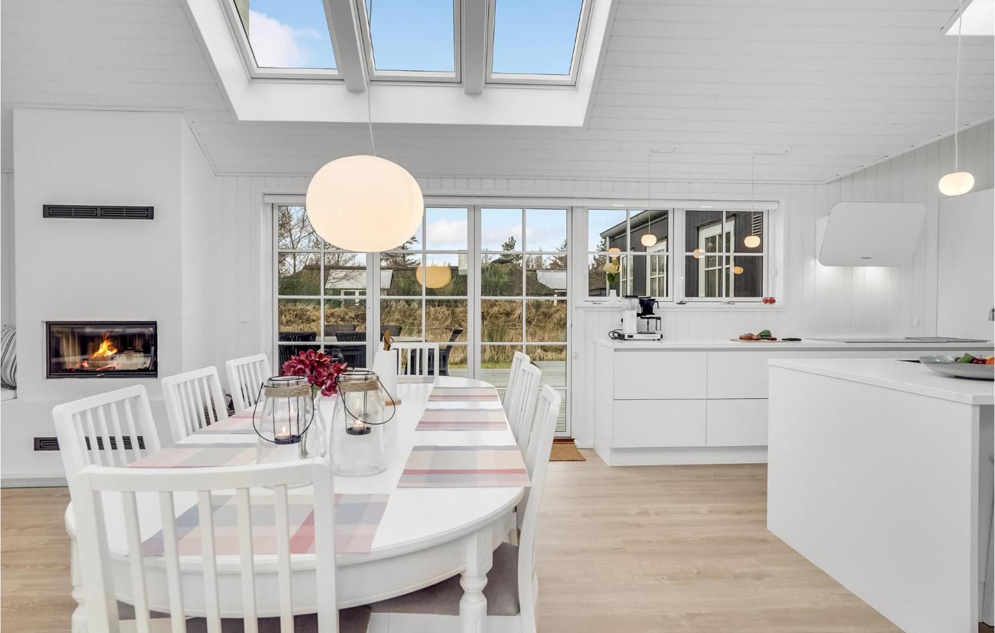 6 Bedroom Gorgeous Home In Fjerritslev Exterior foto